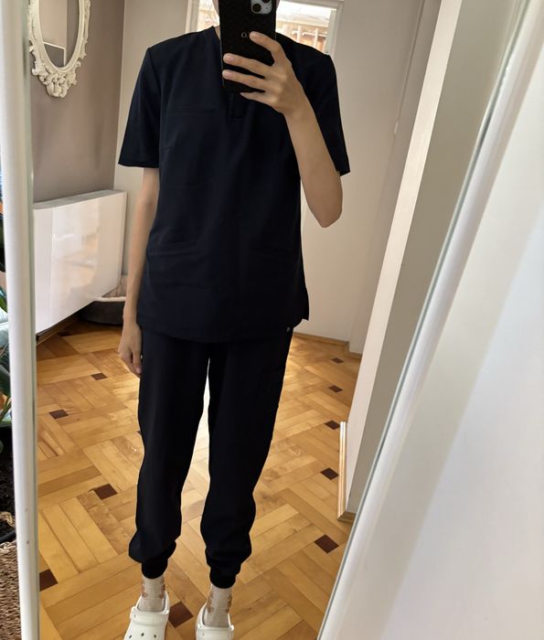 Scrubs granatowy medgical xs stan idealny