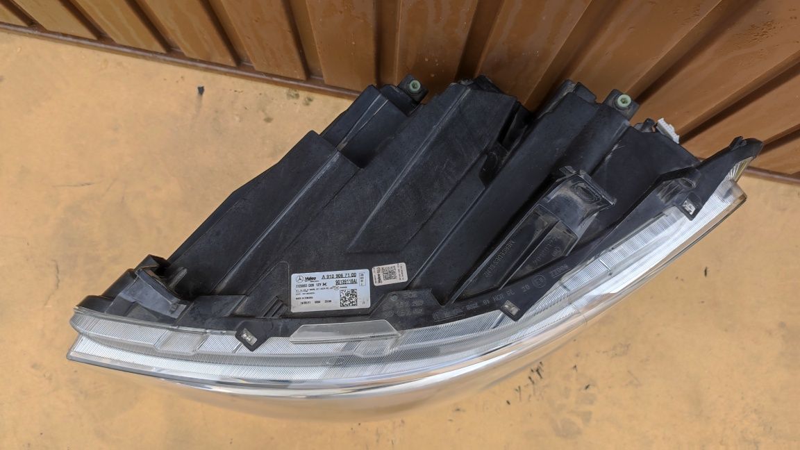 Lampa Lewa Mercedes Sprinter 907 910 Full LED Europa!