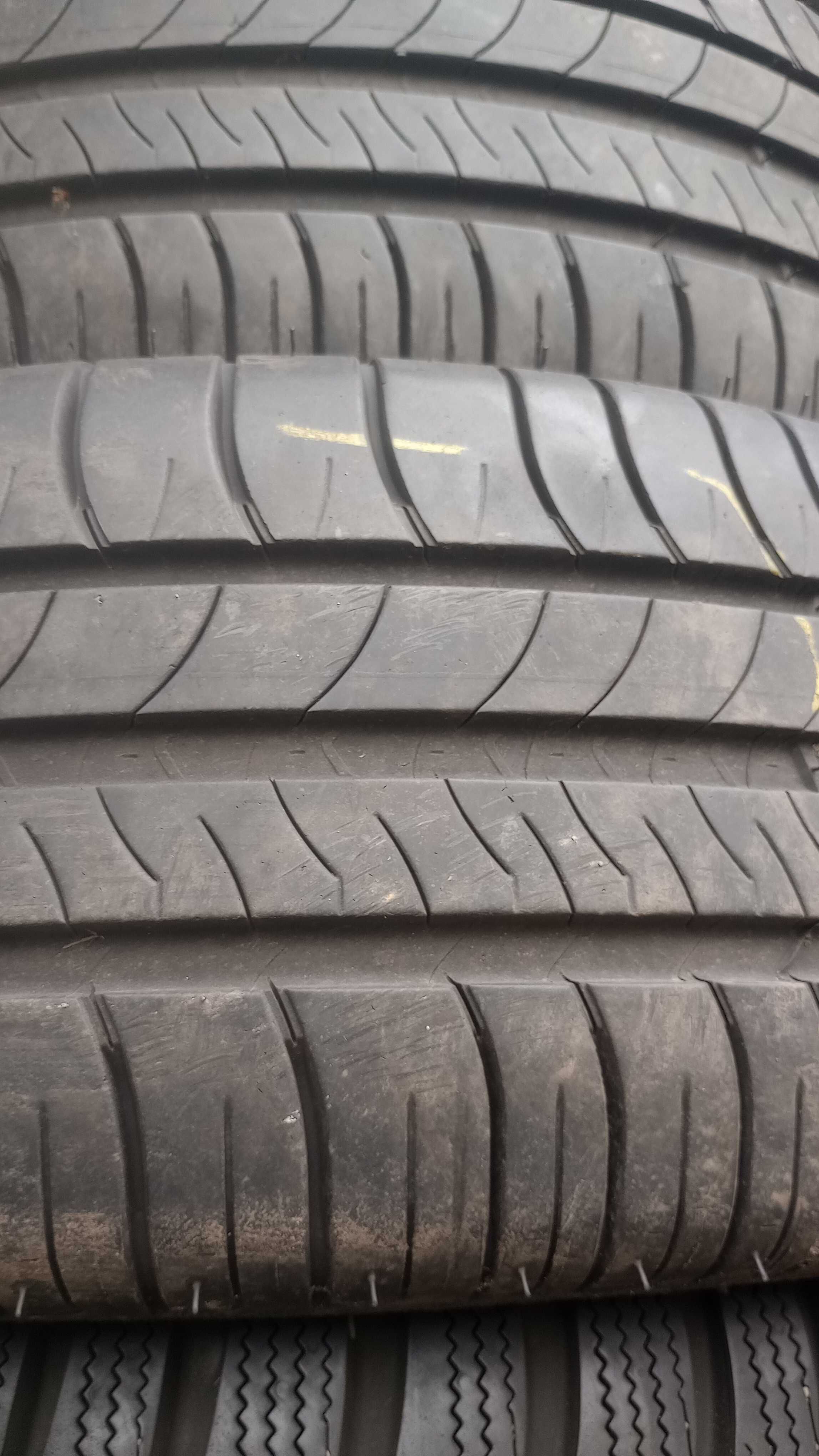 205/60r16 Michelin