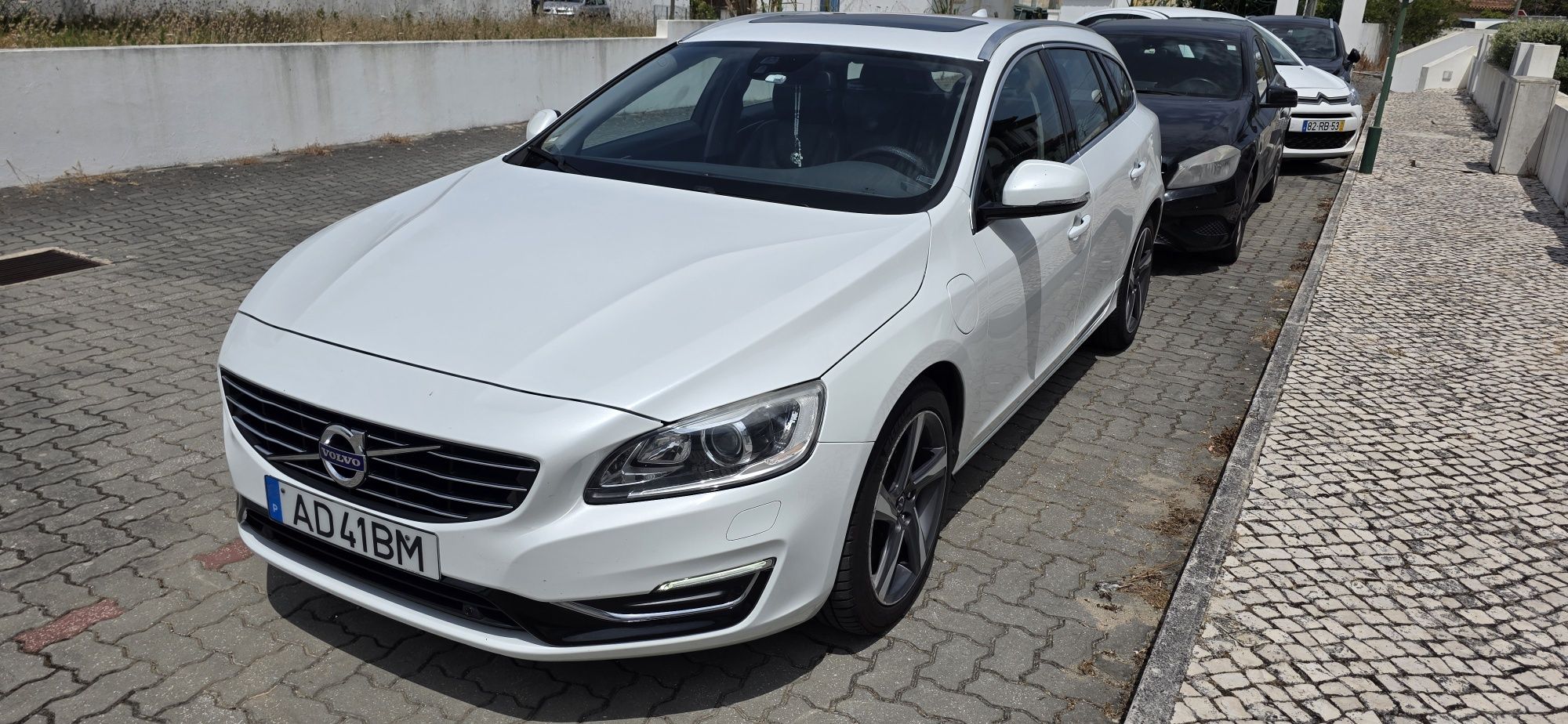 Volvo V60 D6 2.4