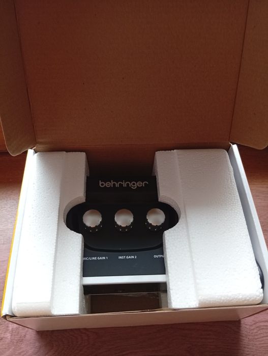 U-PHORIA UM2 interfejs USB Behringer