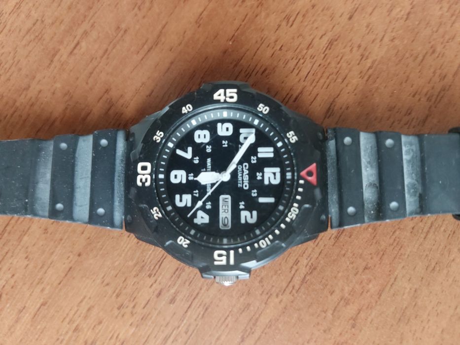 Годинник касіо . + жіночий в подарунок