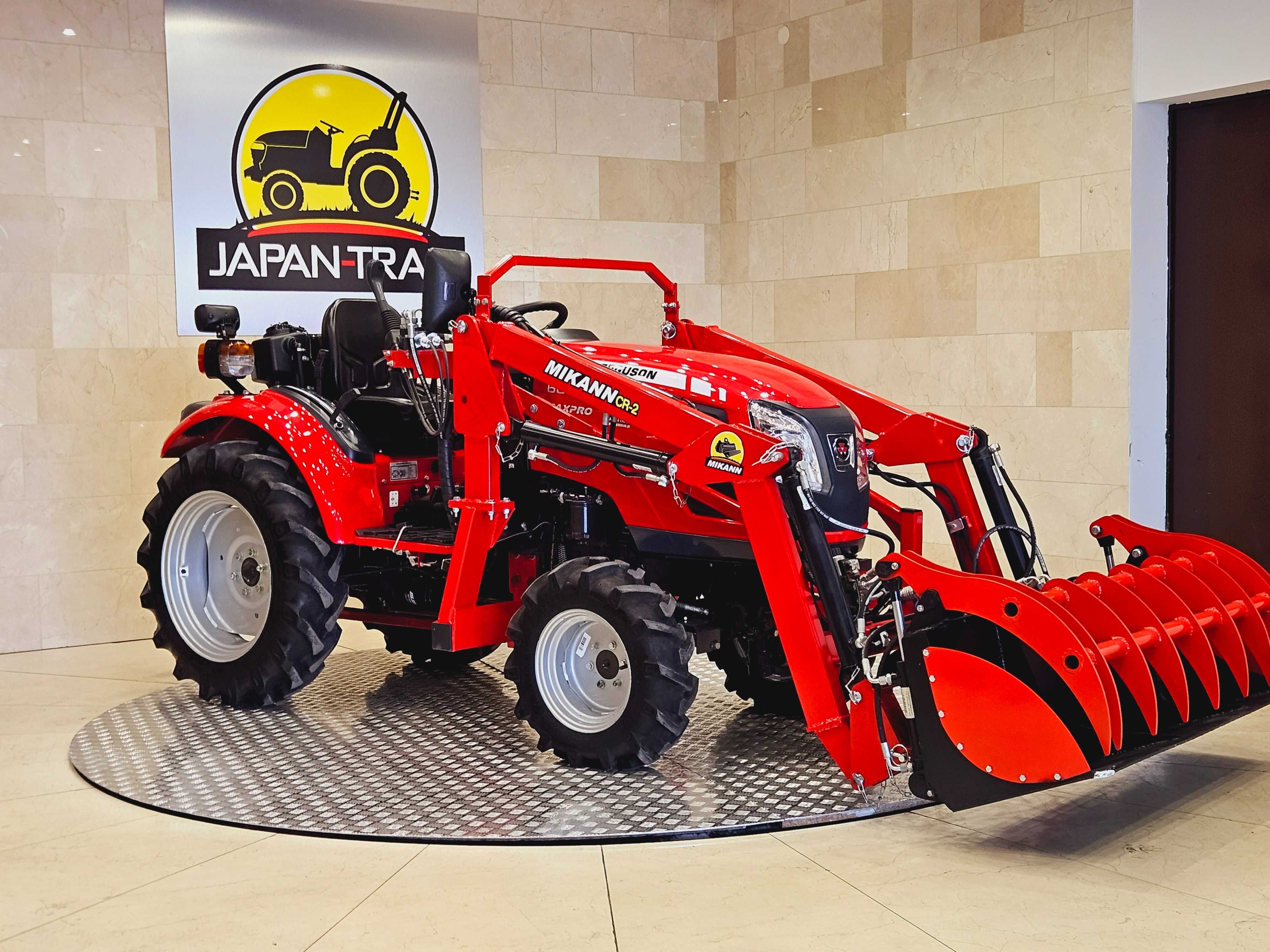 Nowy Massey Ferguson 6028, 4x4, ładowacz TUR. Traktorek