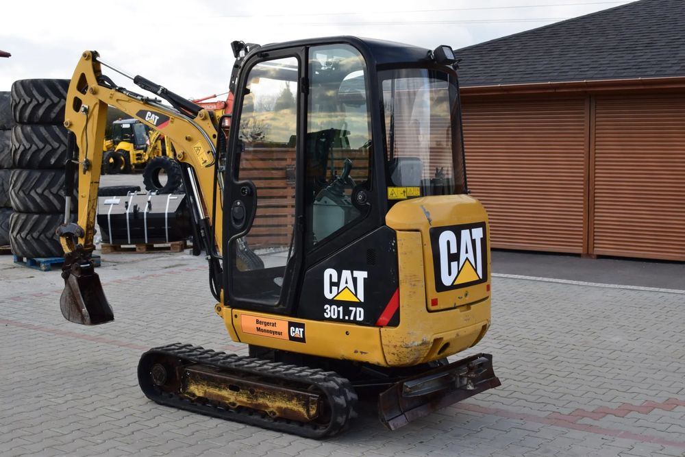 Caterpillar CAT 301.7D JAK NOWA