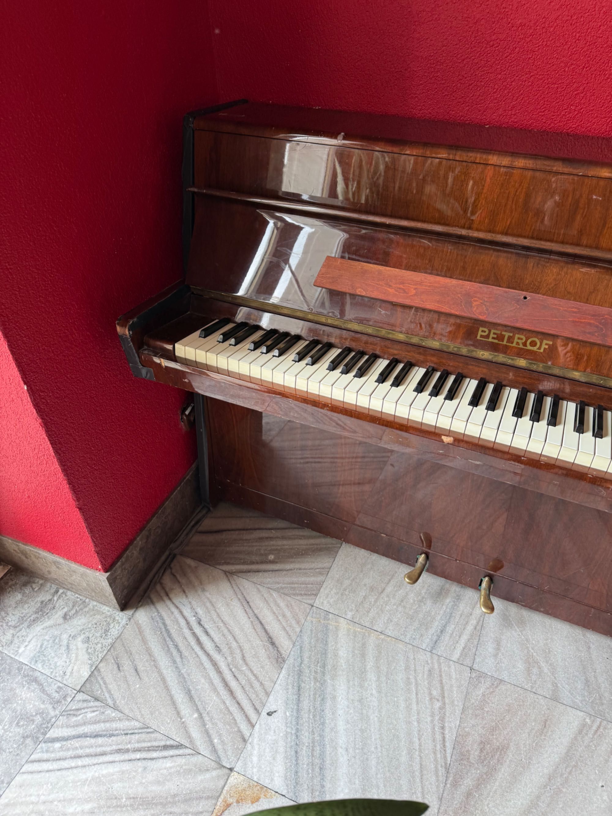 sprzedam używane pianino