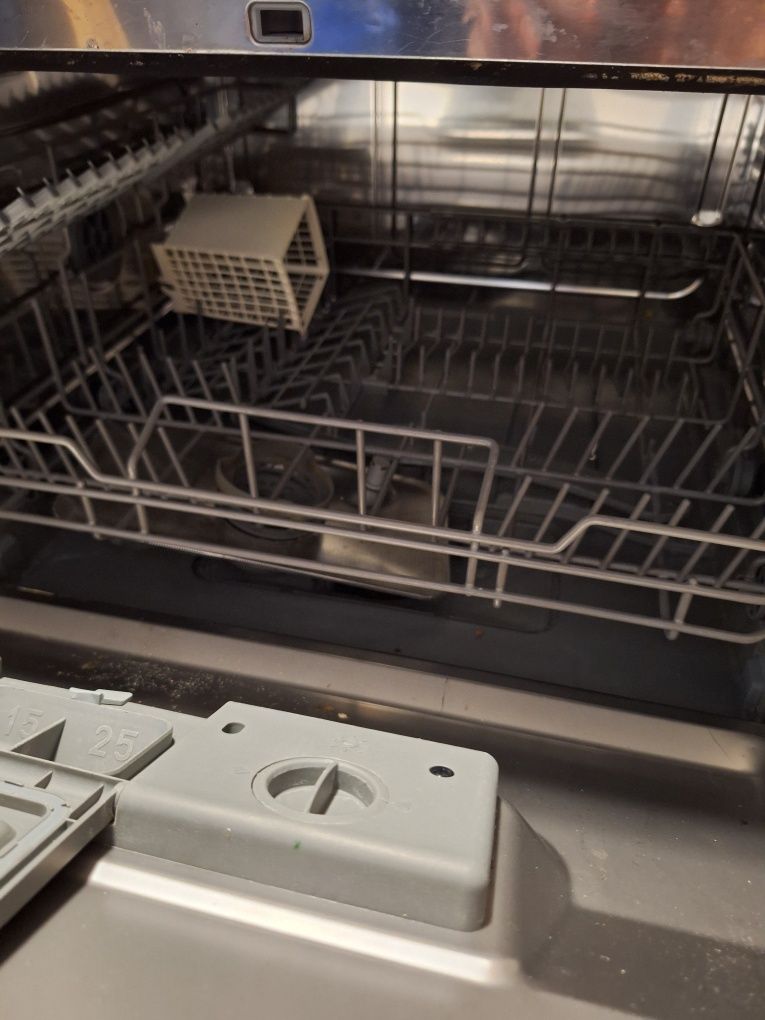 Zmywarka Electrolux  ESF2400OW