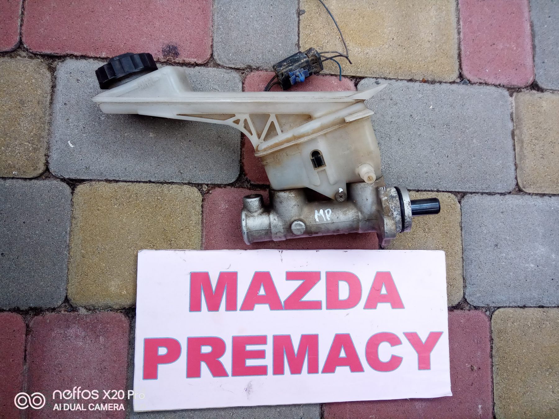 Вакуум главный цилиндр тормозной блок АBS Mazda Premasy 2.0TD 2000г.в.