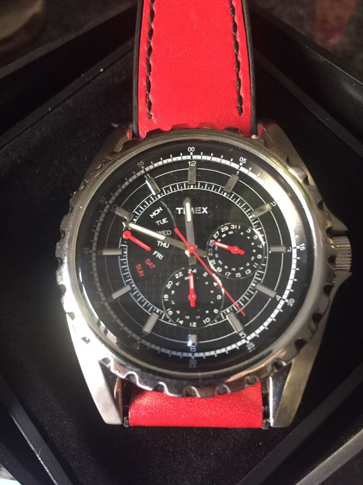 Relógio Timex T2N108- 50% Novo