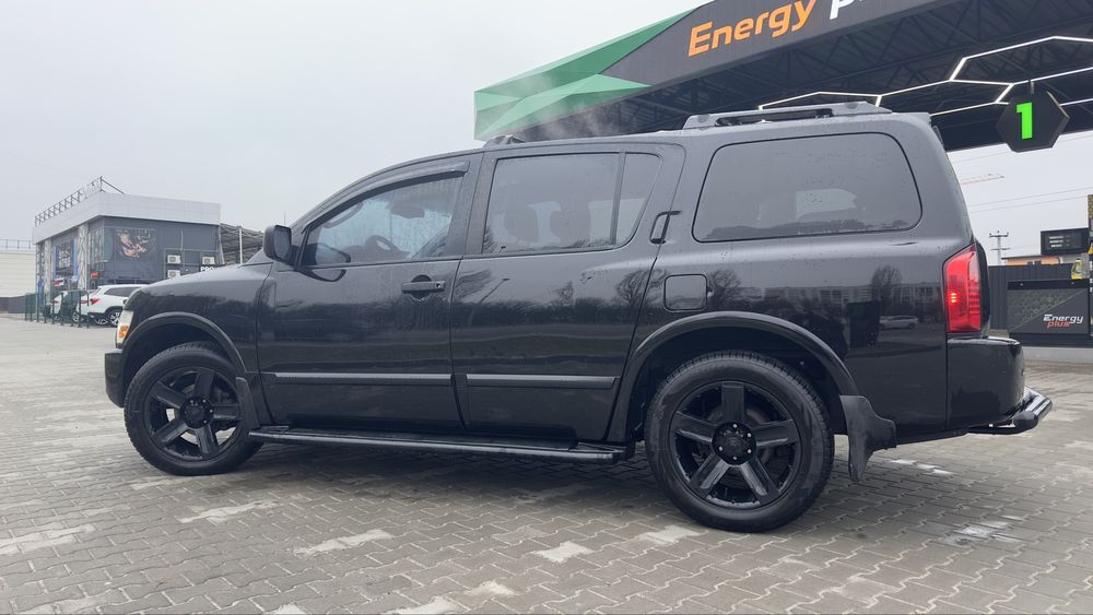 Терміново Infiniti qx56