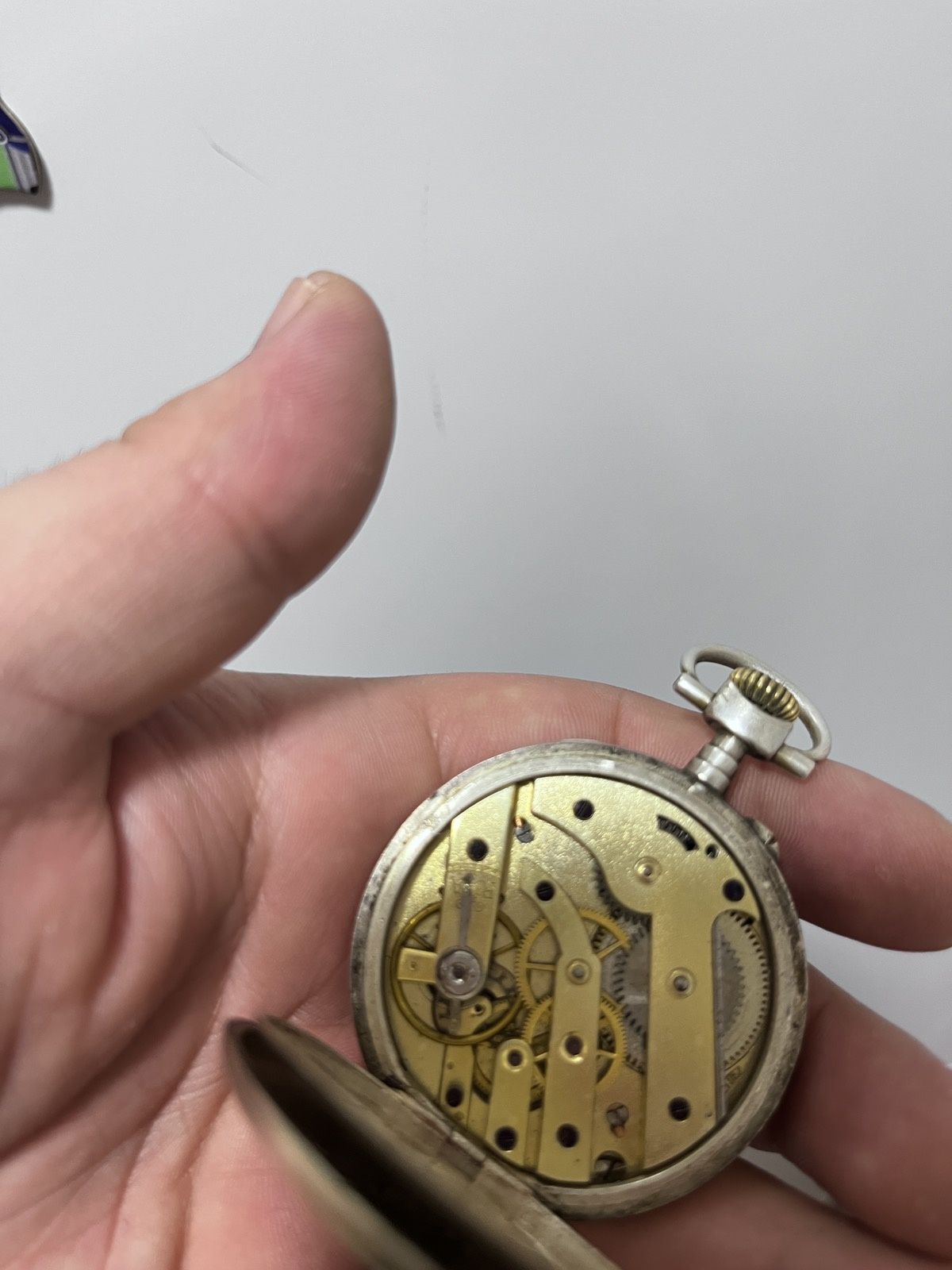 Продам срібний годинник