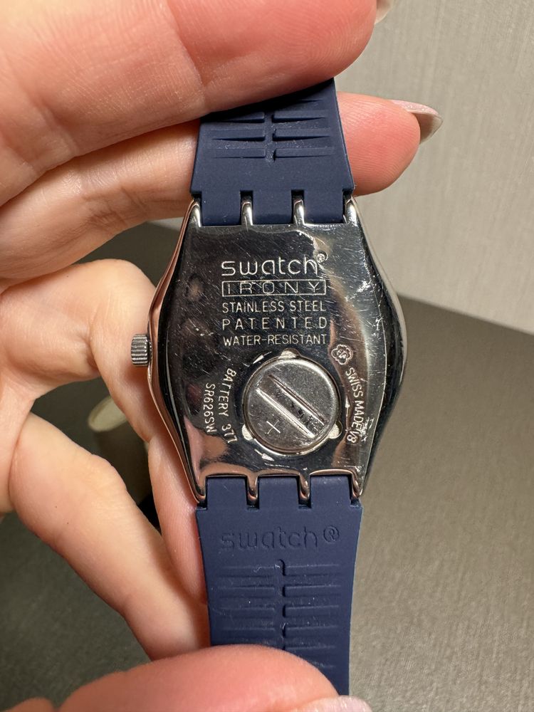 Продам годинник Swatch Blue Push YLS191 Оригінал!