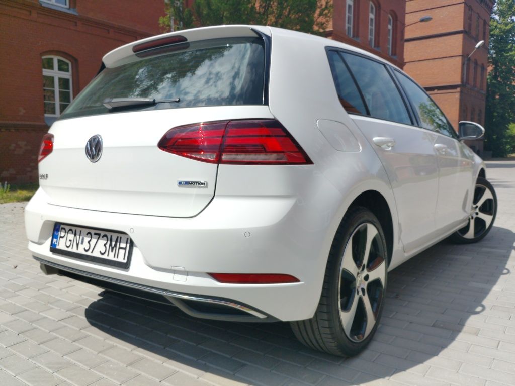 Volkswagen Golf VII lift 7 hatchback 1.4 TSI