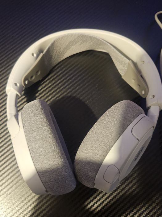 Słuchawki przewodowe steelseries z regulacją i mikrofonem arctis nova1