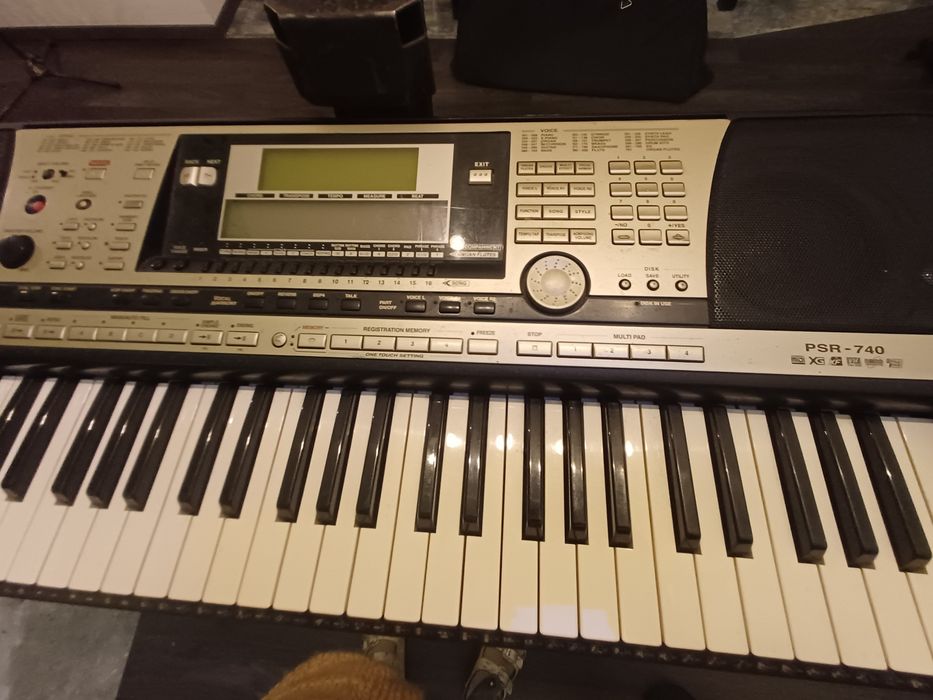 Keyboard Yamaha PSR 740