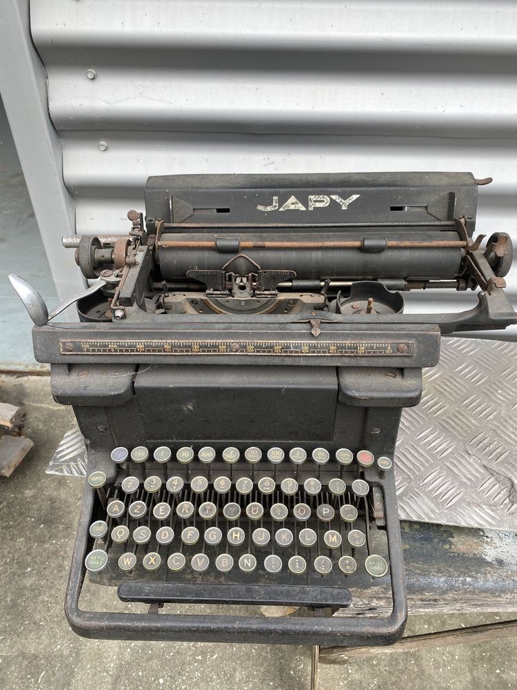 Maquina de Escrever underwood japy usadas