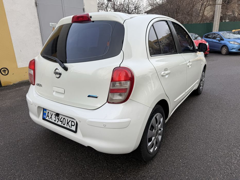 Продам Nissan Micra в хорошем состоянии.
