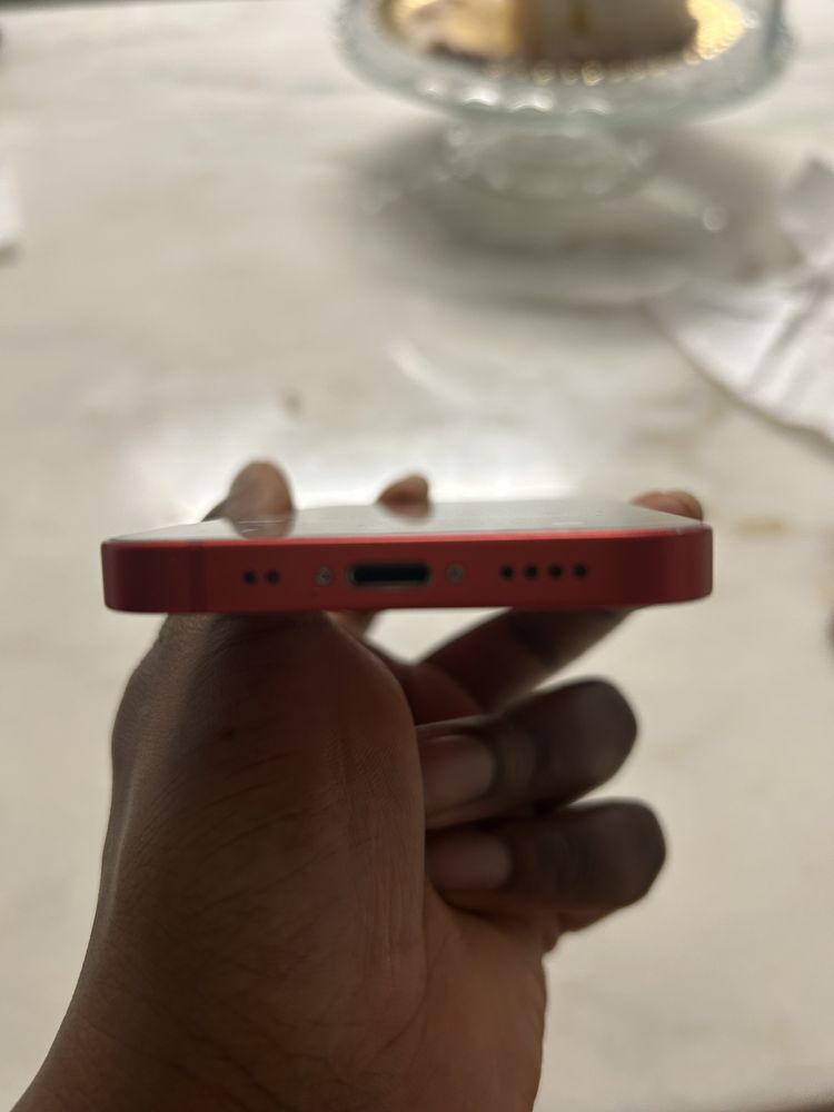 Iphone 12 mini , vermelho