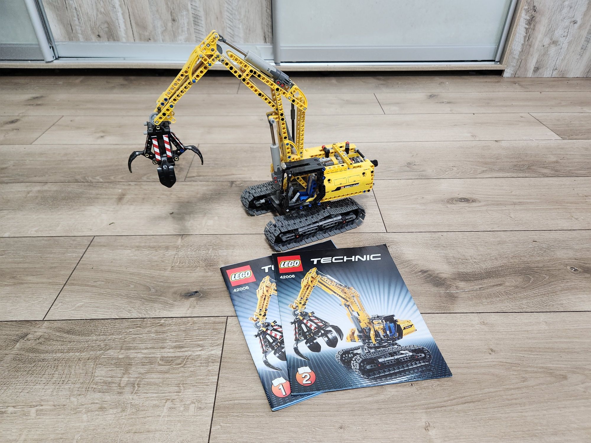 Lego 42006 Technic оригинал все детали в комплекте Лего техник