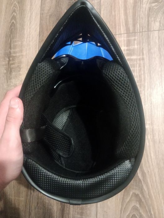 Продам ендуро шолом UFO 1977