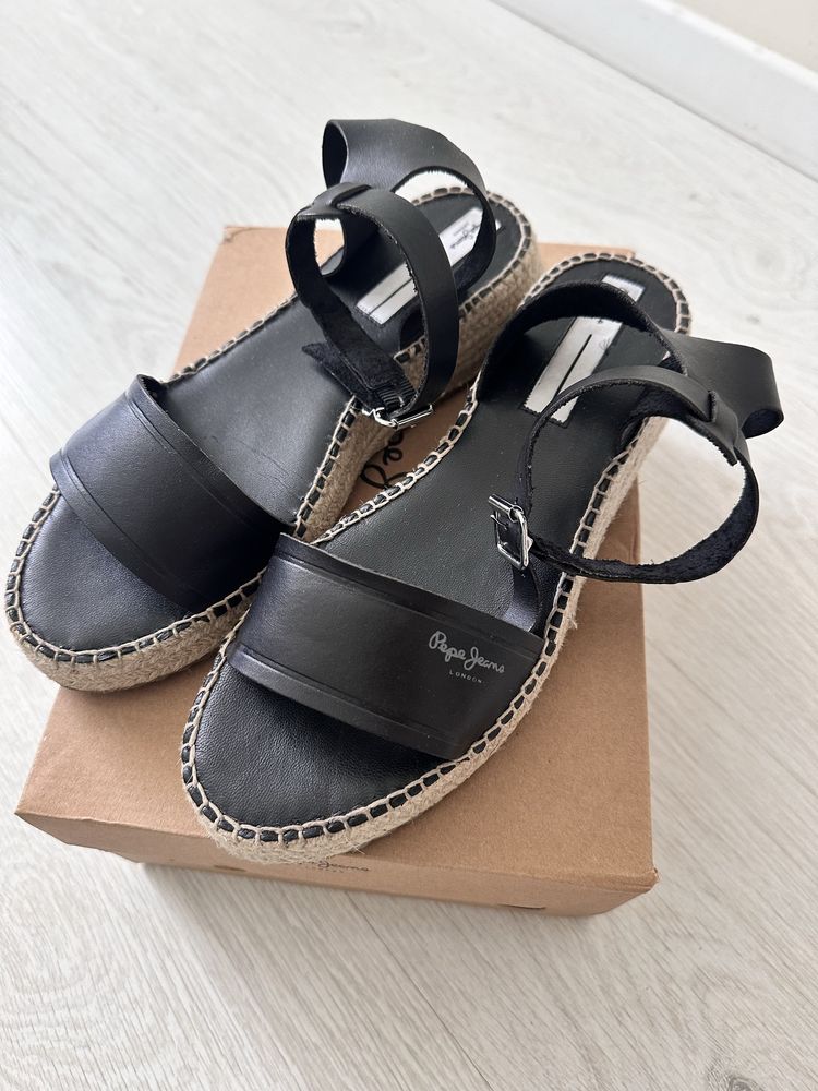 Жіночі шкіряні сандалі еспадрильі Pepe Jeans