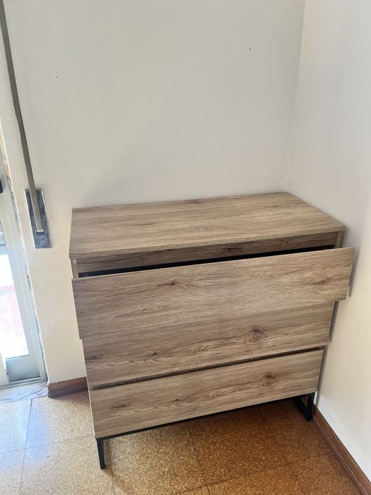 Cómoda estilo moderno — 3 gavetas, ótimo preço