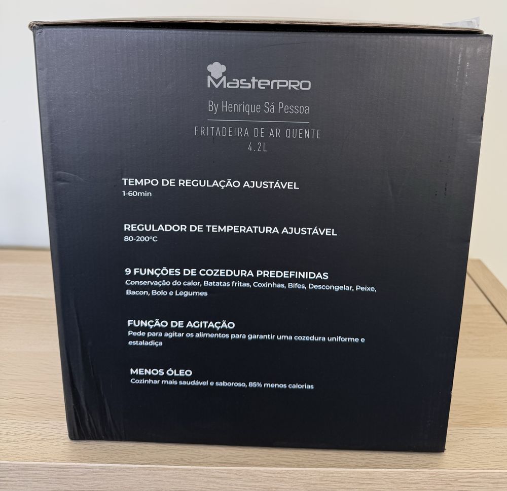 Airfryer MasterPro by Henrique Sá Pessoa ( Nova , ainda em caixa)