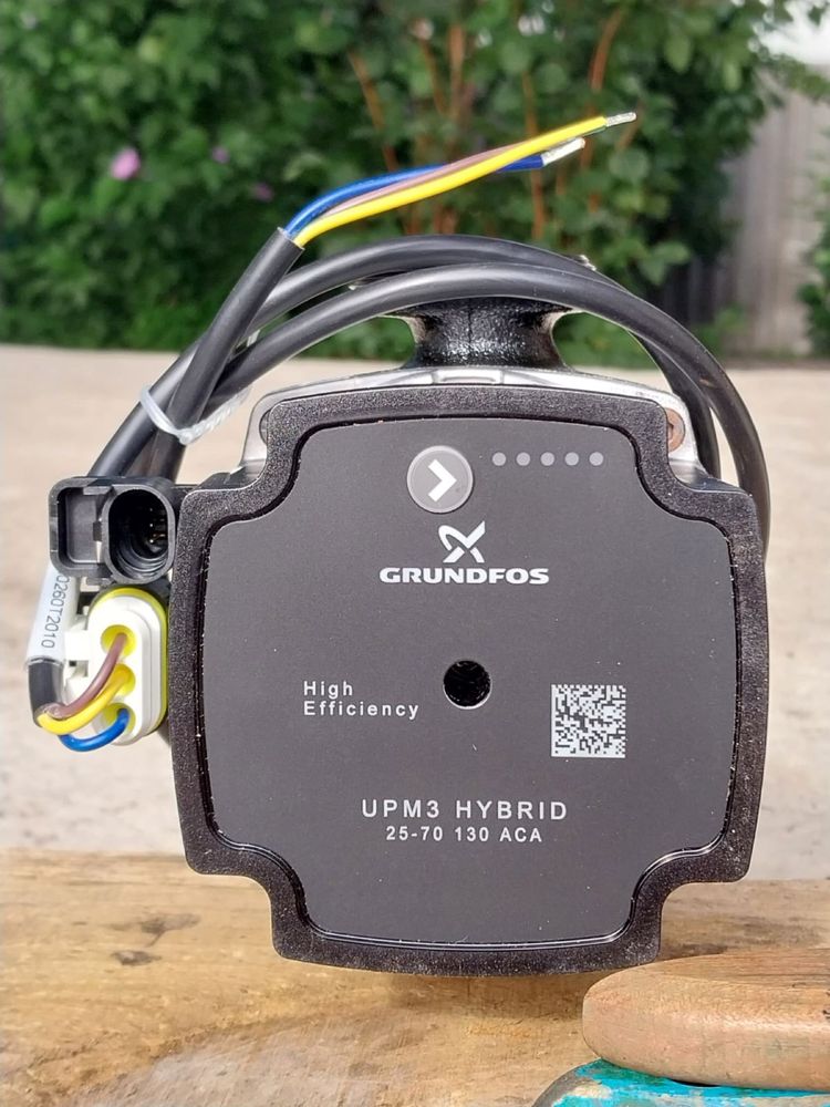 Насос циркуляционный GRUNDFOS ICMA UPM3 HYBRID 25-70