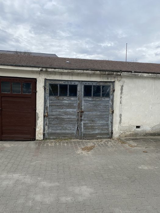 Sprzedam garaż Mieszka I