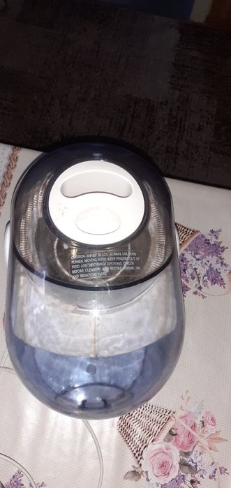 Соковыжималка First