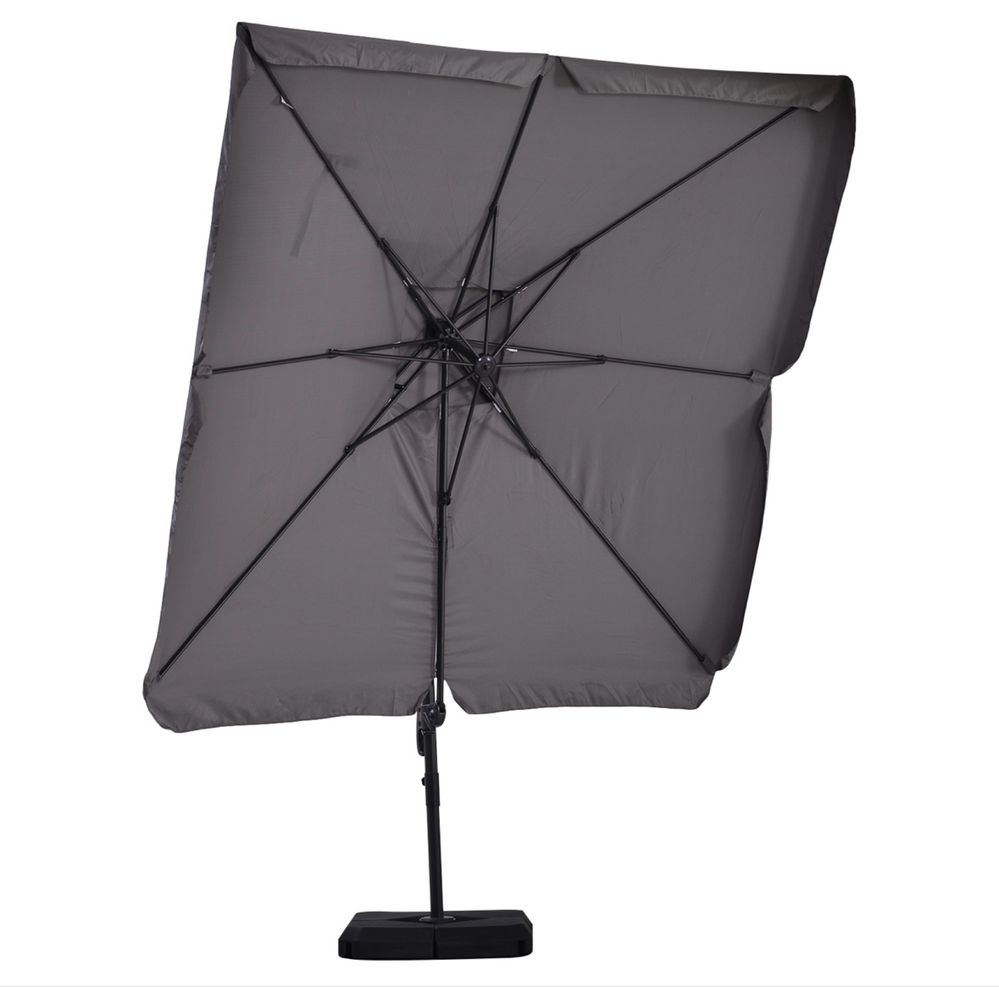Duży parasol z podstawą