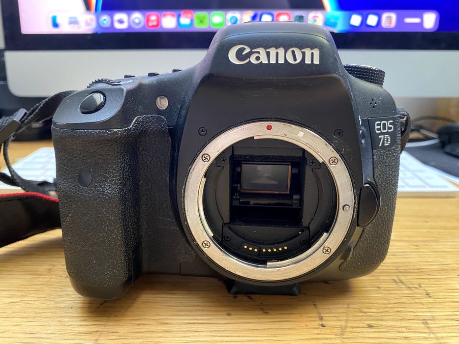 Aparat Canon EOS 7D BODY