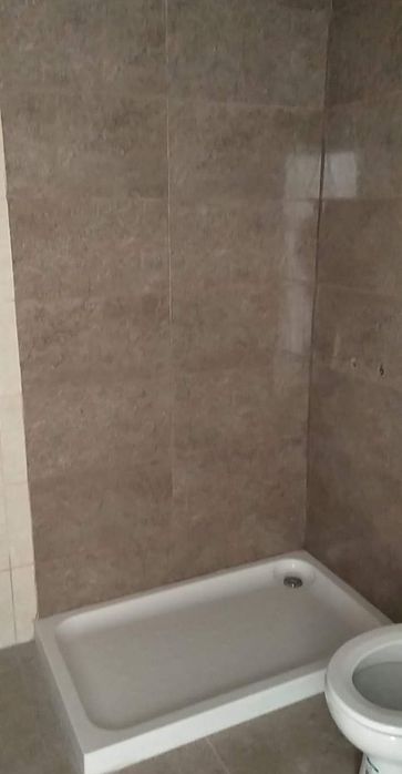 Remodelações gerais e construções de raiz.