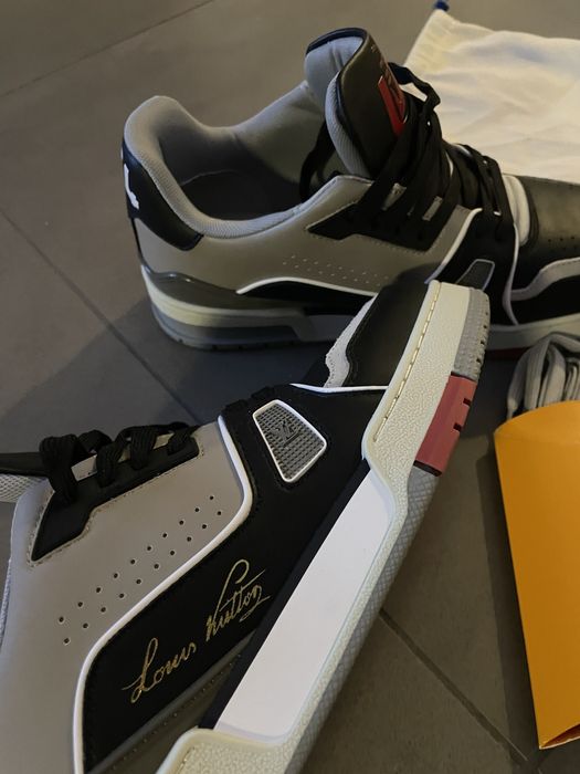 Sapatilhas LV sem uso