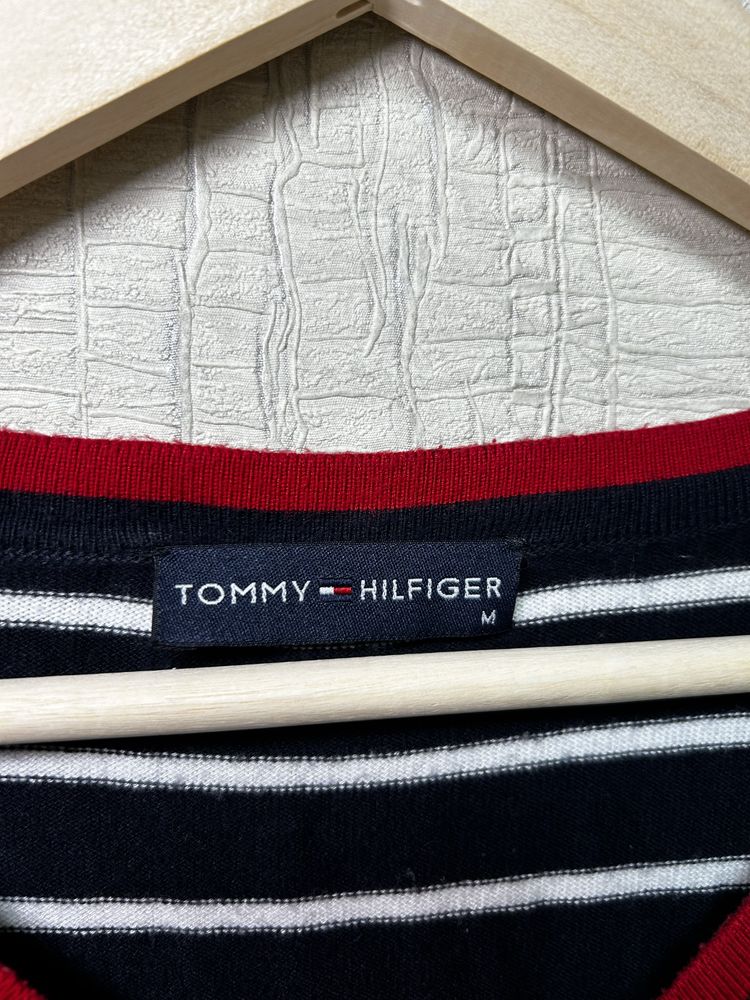 Кофта Tommy Hilfiger розмір М
