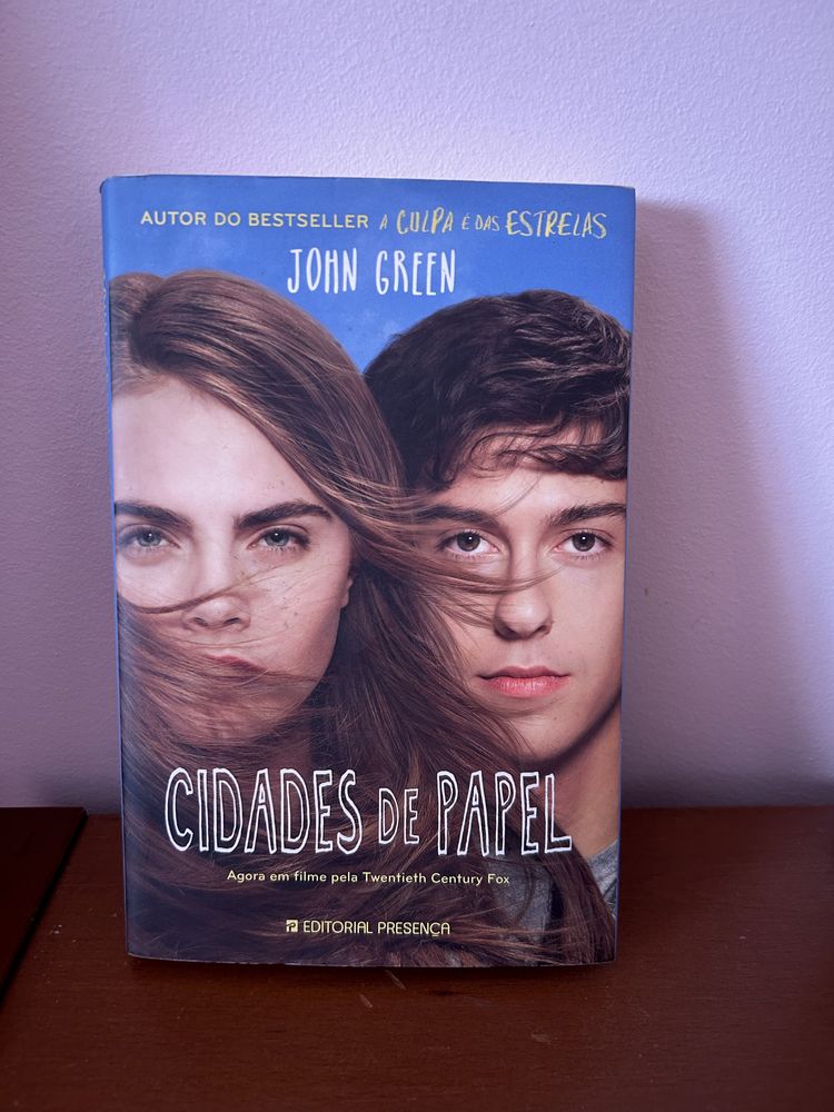 Livro Cidades de Papel