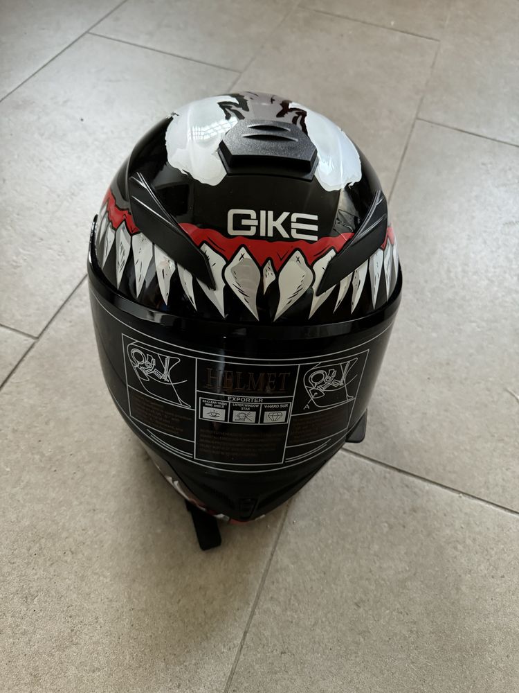 Capacete mota novo