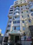 Офіс в центрі міста з меблями