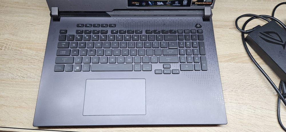 Asus ROG Strix G17 G713QR Ryzen 9 5900HX, RTX 3070 8GB, 32GB Ram, 1TB