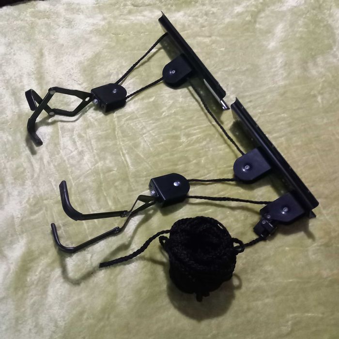 Suporte p/pendurar bicicleta no teto