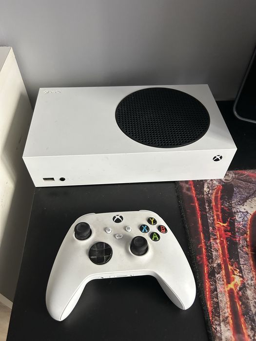 xbox series s.