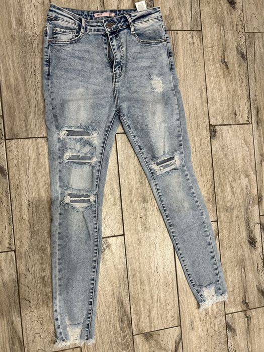 Jeansy z przetarciami m