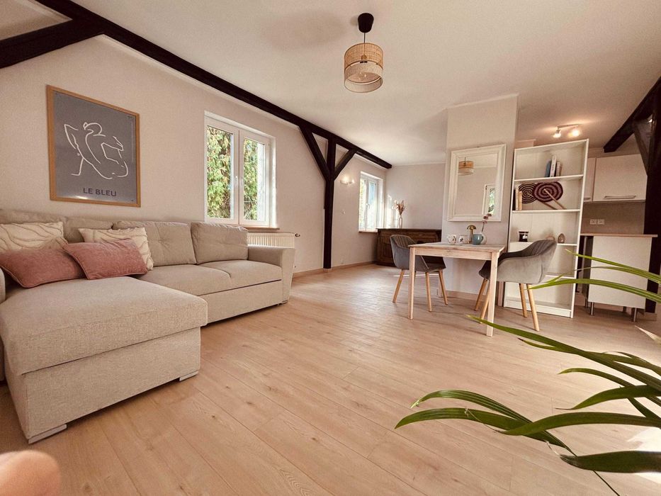 Mieszkanie z Ogrodem na Wynajem 3200 zł