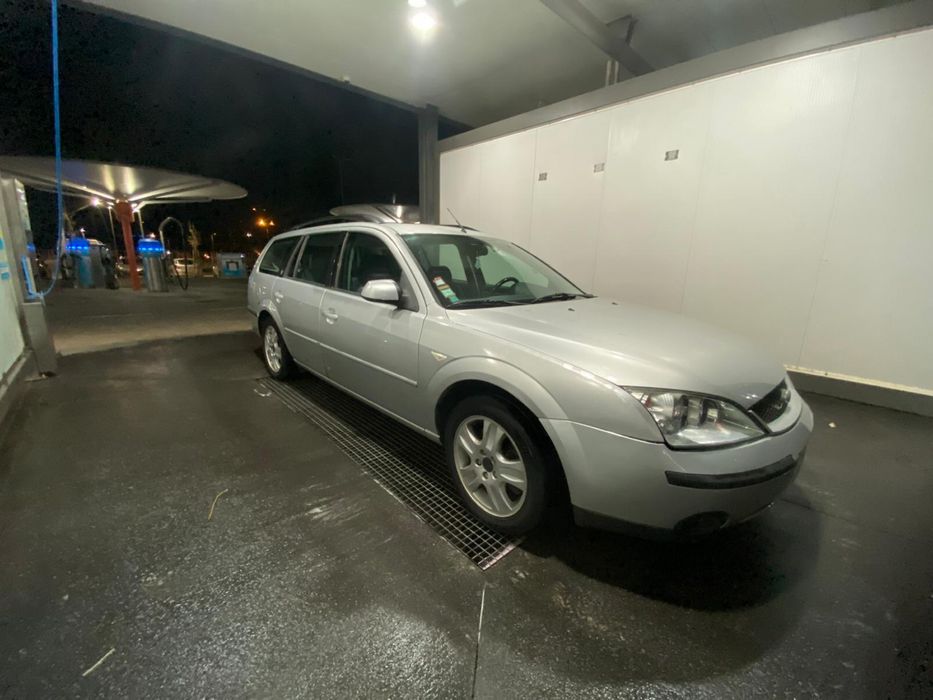 Ford mondeo 1.8 gpl