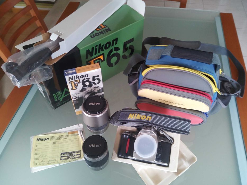 Câmara Analógica Nikon F65  - KIT  +  Bolsa