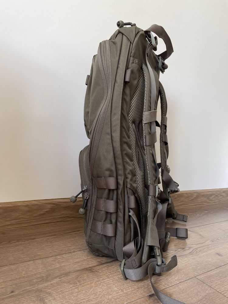Тактичний рюкзак Snigel Combat Backpack 1.0 (30-40L)