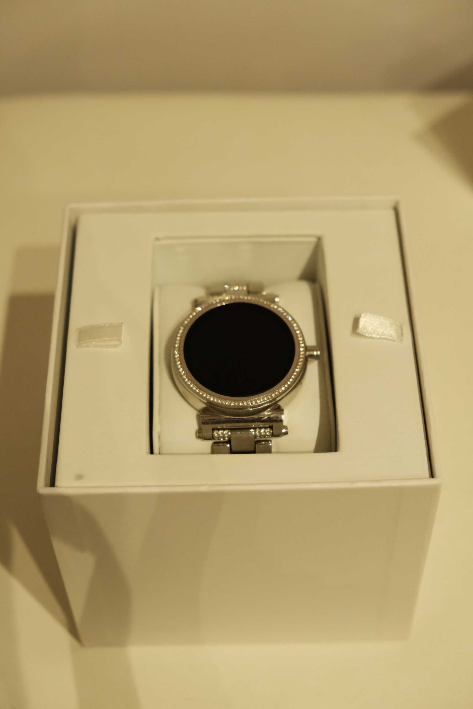 Zegarek Smart Watch Michael Kors Sofie Srebrny