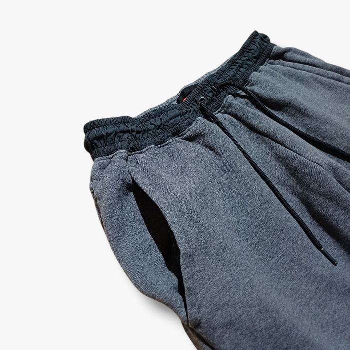 Спортивні штани Nike Modern