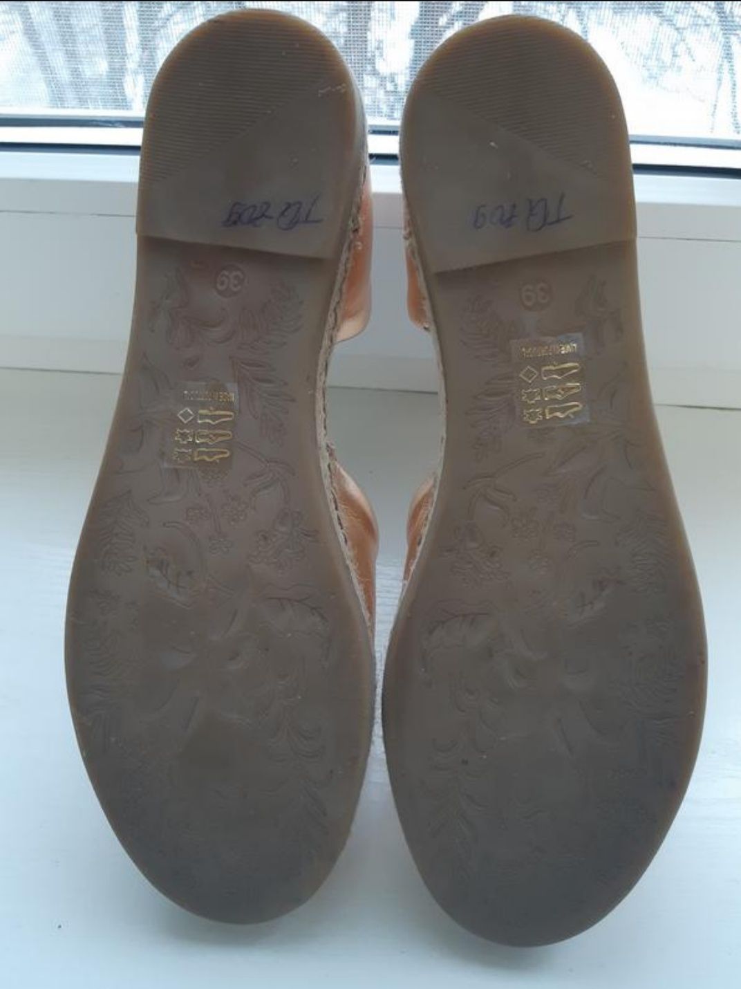 Туфлі босоніжки еспадпільї pier one розм.3939