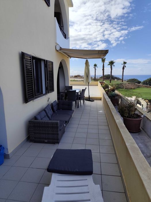 Apartamento T2 com Vista EXCLUSIVA sob a praia