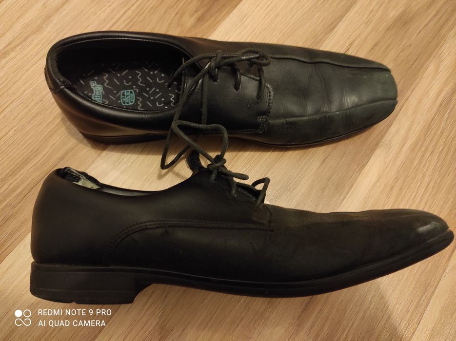 Buty wizytowe chłopięce rozm. 39